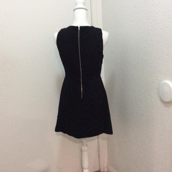 NWT Elodie Women's A-line dress (M) - Picture 2 of 6